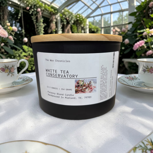 White Tea Conservatory 12.5 Oz Modern Matte Candle